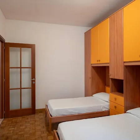 Apartman Casa Tonetta - - *